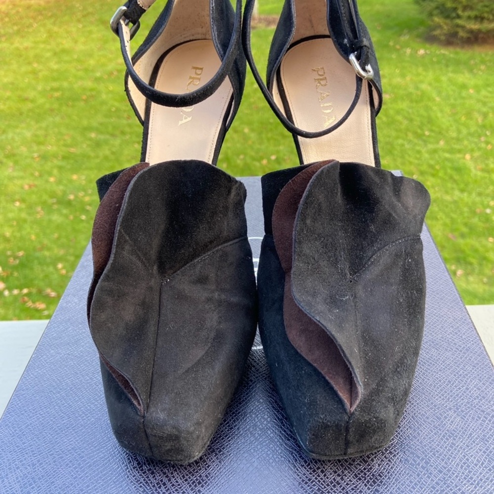 New in Box Genuine Prada Black/Brown Suede Heels. Women’s 10M, 40 European - Picture 7 of 11